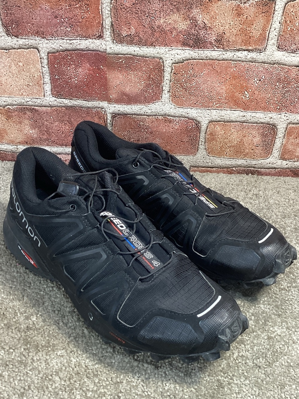 Salomon Speedcross 4 Men’s trail running shoes size 8.5